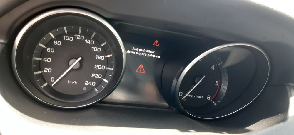 Ланд Ровър Дискавъри 2.0 D на части !