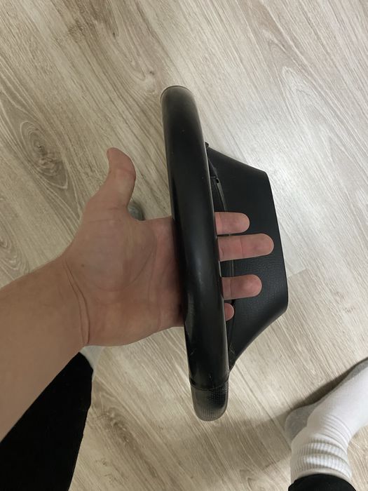 Руль на мазду 6.