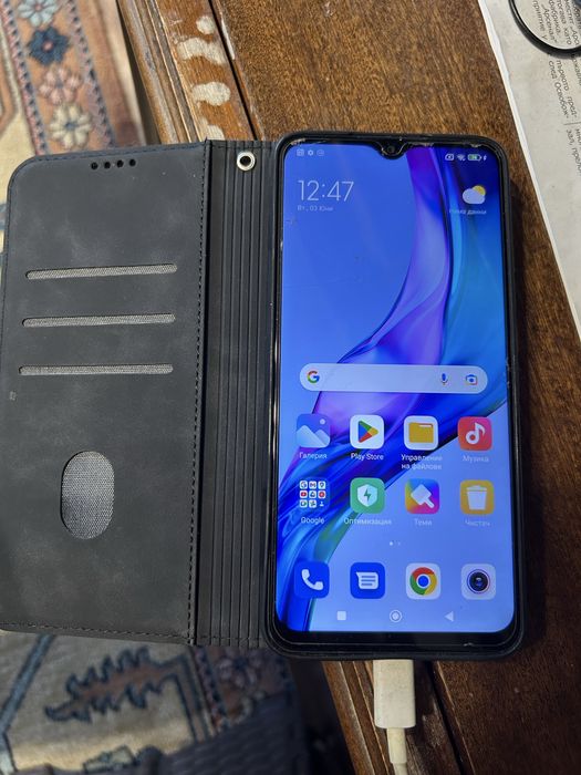 Xiomi redmi 9 смартфон в доста запазено състояние