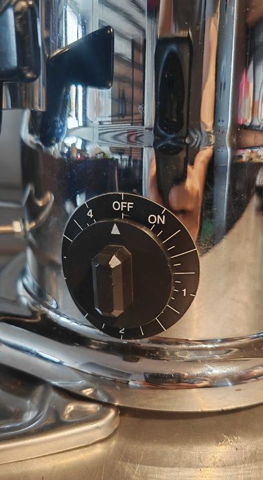 Made in ITALY * ХРОМ * Профисионална Кафемелачка Macap M4T таймер 58мм