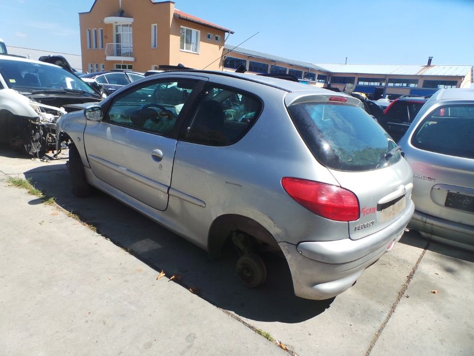 Peugeot 206 1.1i