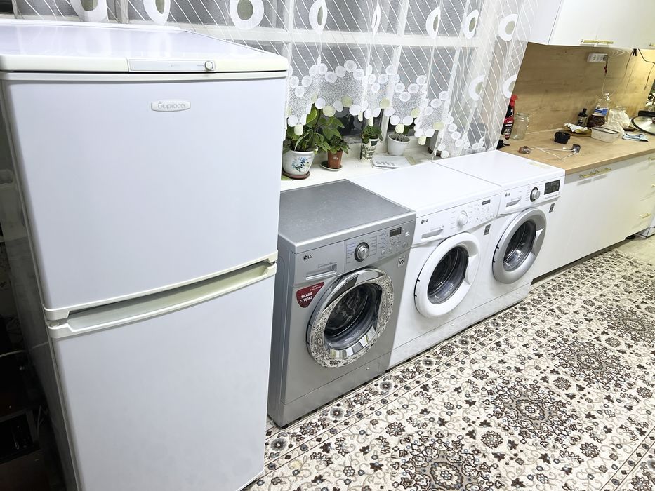 Продается Холодильники