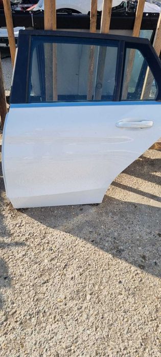 Usa portiera stanga dreapta fata spate Mercedes-Benz C Class W205