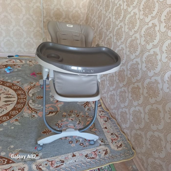 Стульчик для кормления