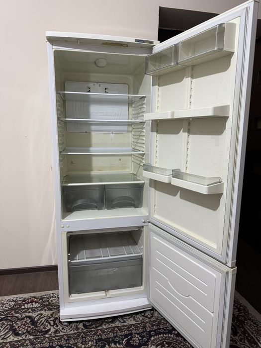 Atlant holadilnik sotiladi