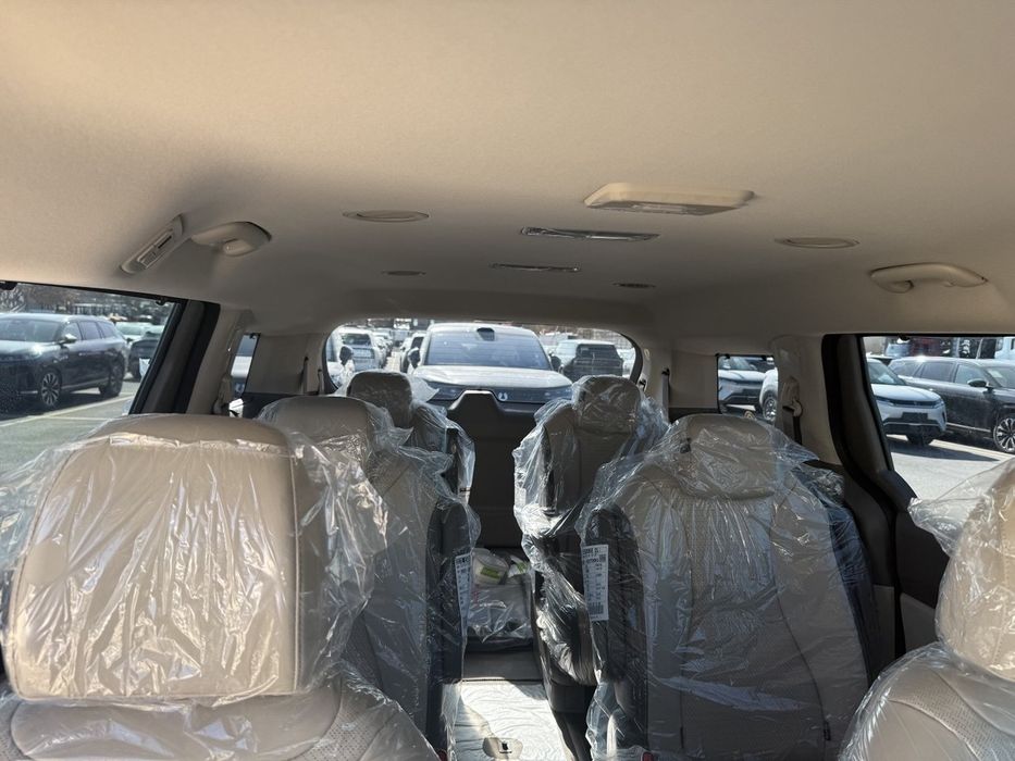 Янги яъни абсолютно новая Kia Carnival гибрид 1,6 2025 год декабрь