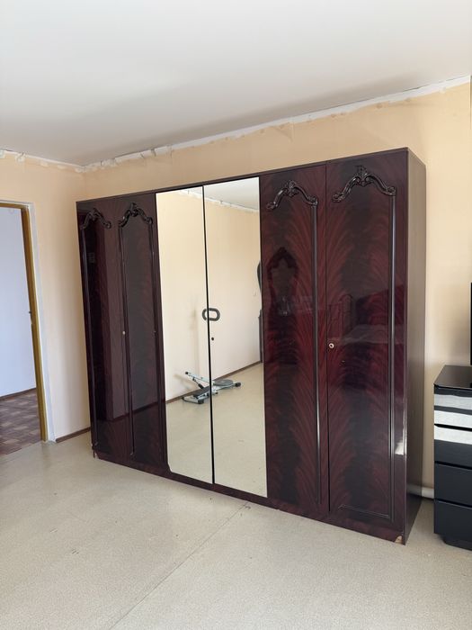 Спальный гарнитур италия