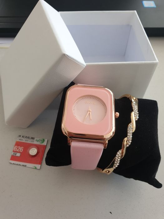 Нов комплект часовник и гривна