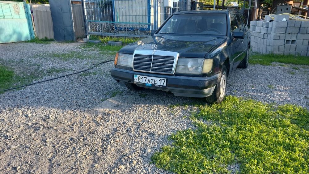 Продам машину мерс