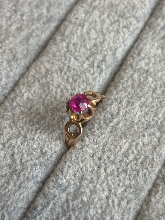 Много красиви Златни Руски пръстени 14 карата злато