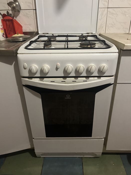 Газовая плита indesit