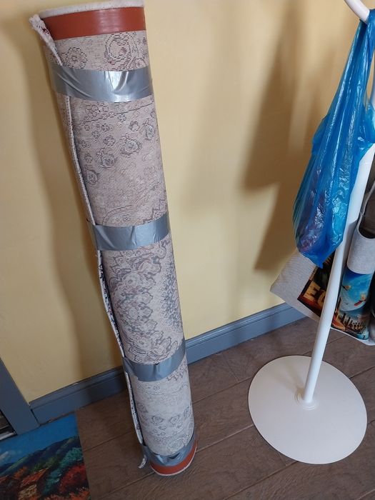 Продаю  ковровую дорожку