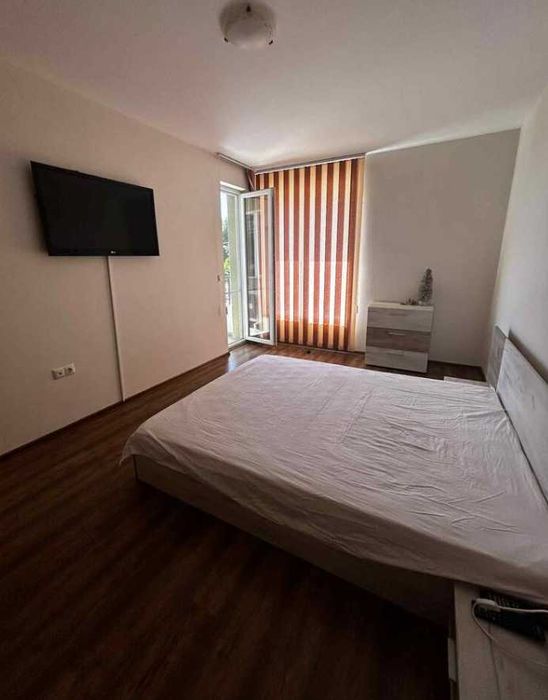 Дава се под наем Двустаен апартамент в Бургас, Сарафово - 70 кв.м за 510 € - Снимка #2