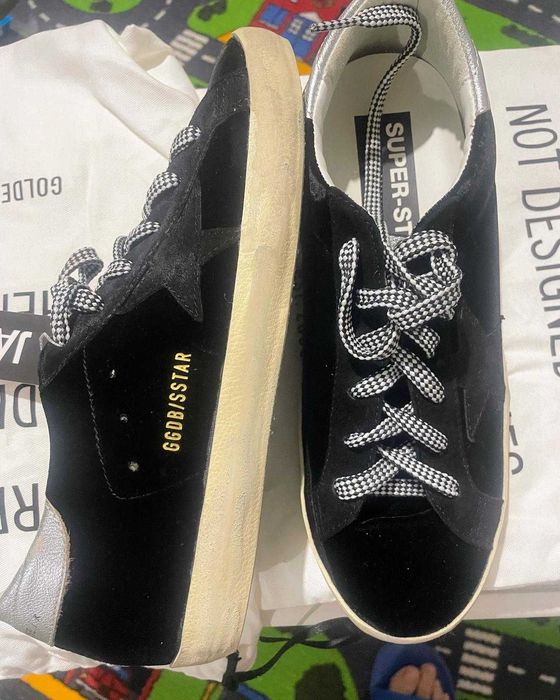 Golden Goose Super-Star NOI cu Etichetă - Model 2024 - Mărimea 40