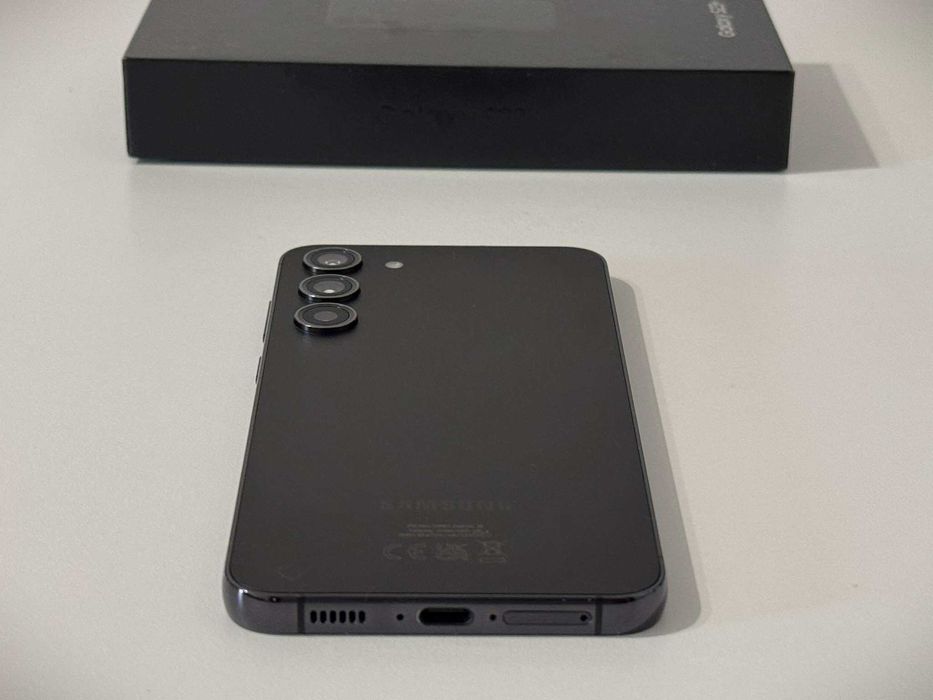 Бартер! Samsung Galaxy S23+ Plus Phantom Black (Черен)