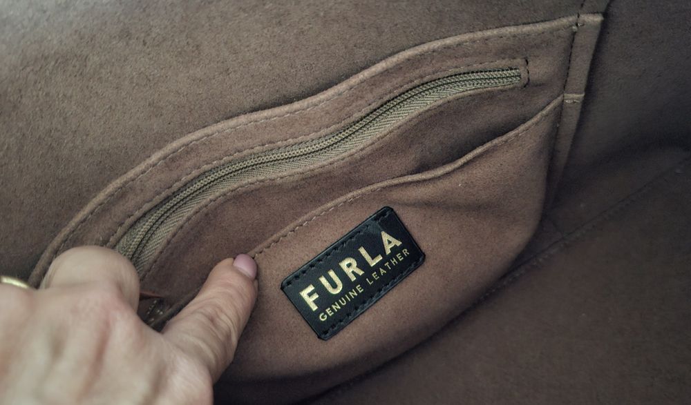 Чанта Furla, като нова