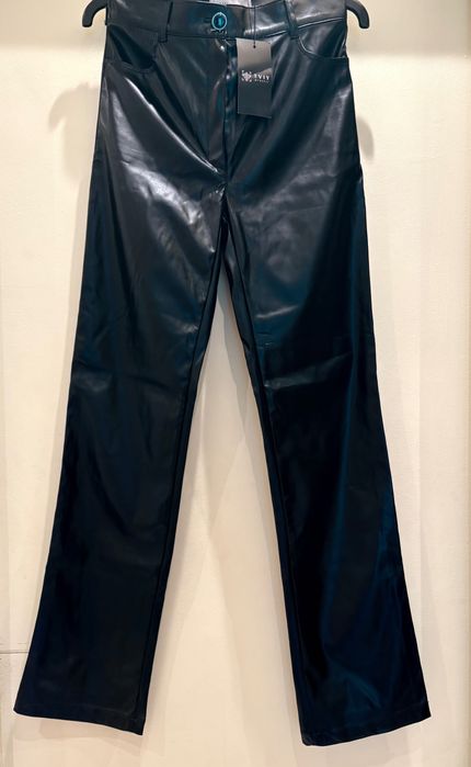 Pantaloni noi, piele ecologică de înaltă calitate