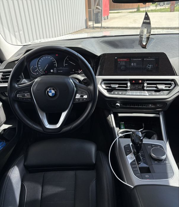 BMW 3 Series 2019 — imagine 11
