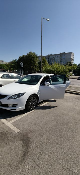 Продавам Mazda 6 2.0