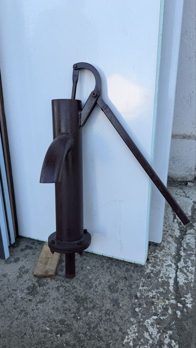 Pompa manuala apa potabila