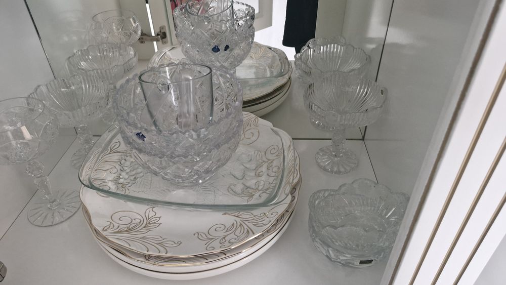 Хрустальные, форфоровые посуды в оригинале!