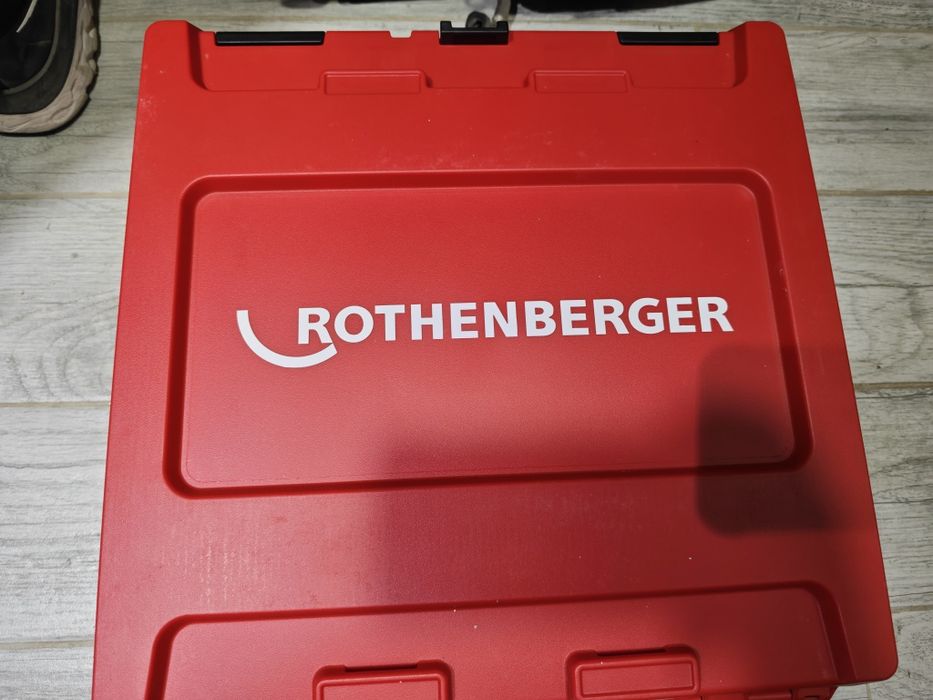 Акумулаторна преса за кримпване на пресфитинги ROTHENBERGER ROMAX Compact III