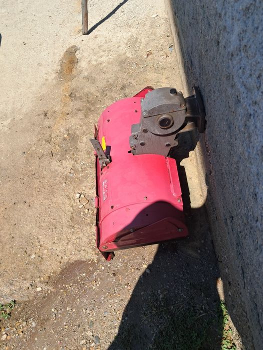 Vreza pentru moto cultor  an stare foarte bună