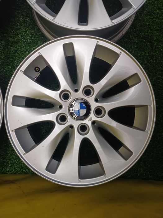 Диски R16 5x120 на BMW.