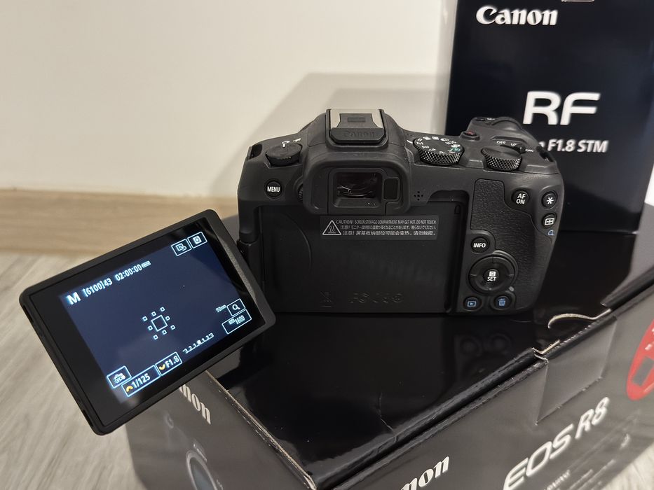 Canon R8 + RF 50mm f1.8 - Garantie 2027