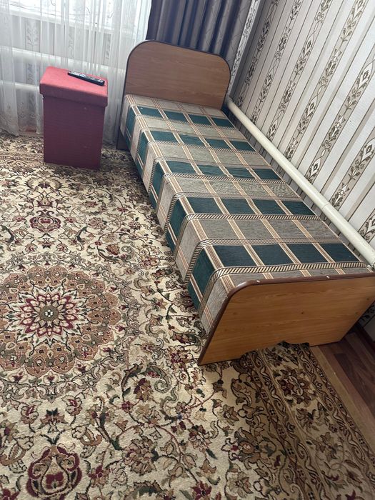 Односпальная кровать
