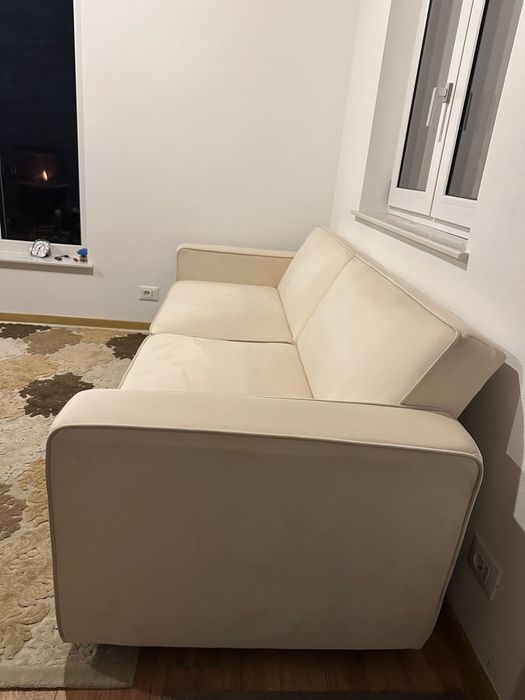 Canapea nouă extensibilă crem modernă