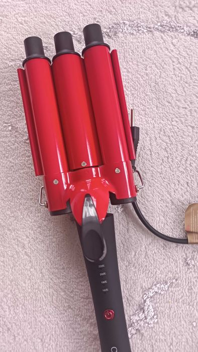 Тройная плойка для локонов