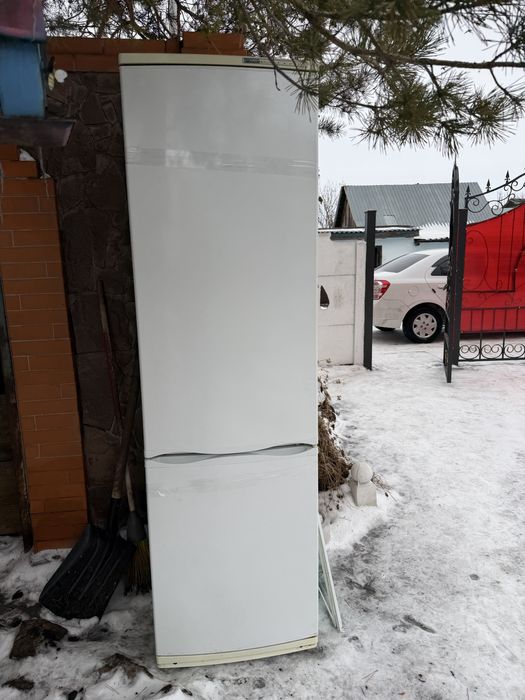 Продам холодильник