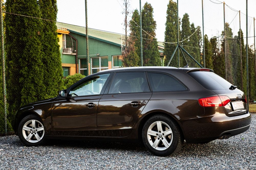AUDI A4 Avant 2011 — imagine 3