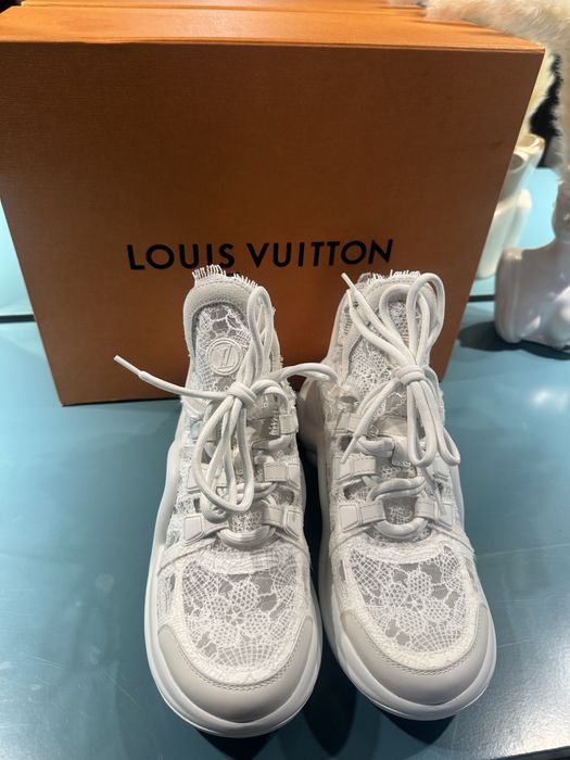 Новые белые летние кроссовки Louis Vuitton