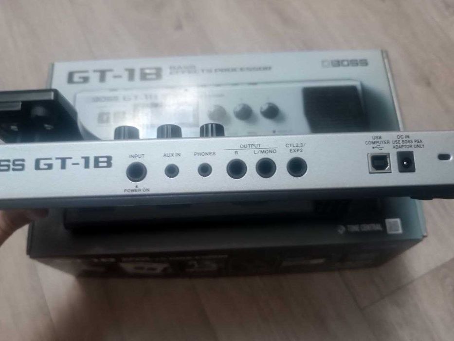 BOSS GT-1B Процессор эффектов для бас гитары