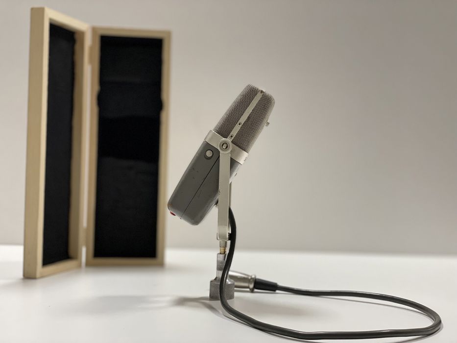 Студийный микрофон Sony C-38B