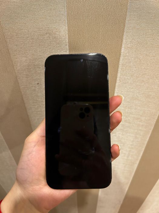 Продам 14 про макс