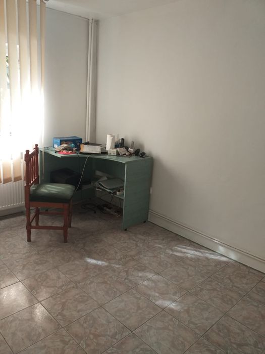 Vand apartament 4 camere-propietar