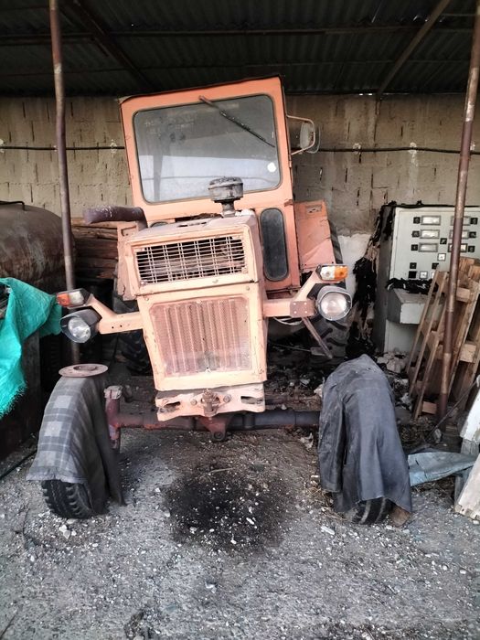 Tractor U650 în stare bună de funcționare