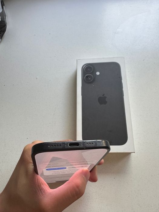 Продам айфон 16 без ремонта Iphone 16