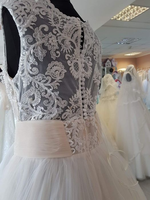 Rochie mireasa M-L(40-42)