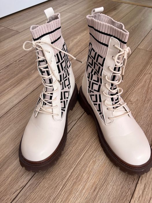 Бежови боти 39 номер