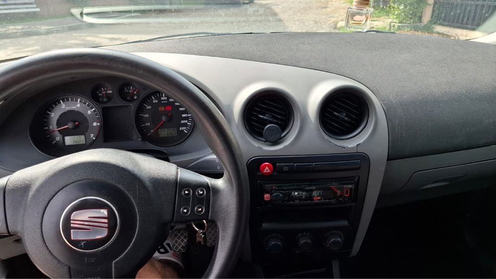 Seat Ibiza 2004