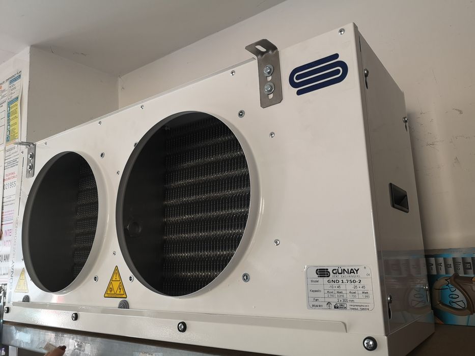 Suflante și agregate frigorifice 99 lei