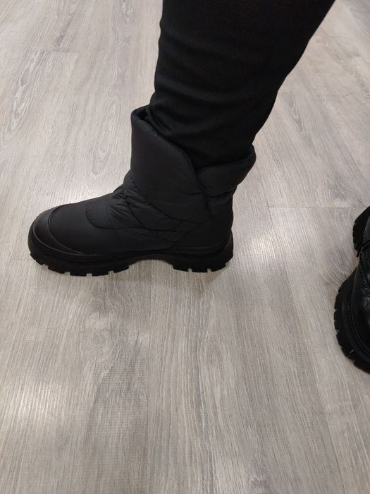 Женские сапоги 39-40 размер натуральный мех и кожа. Новые.