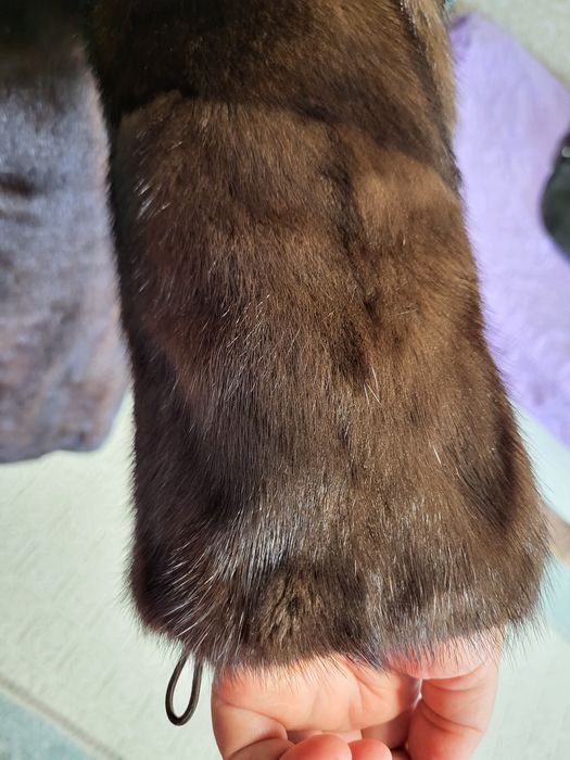 Продам норковую шубу