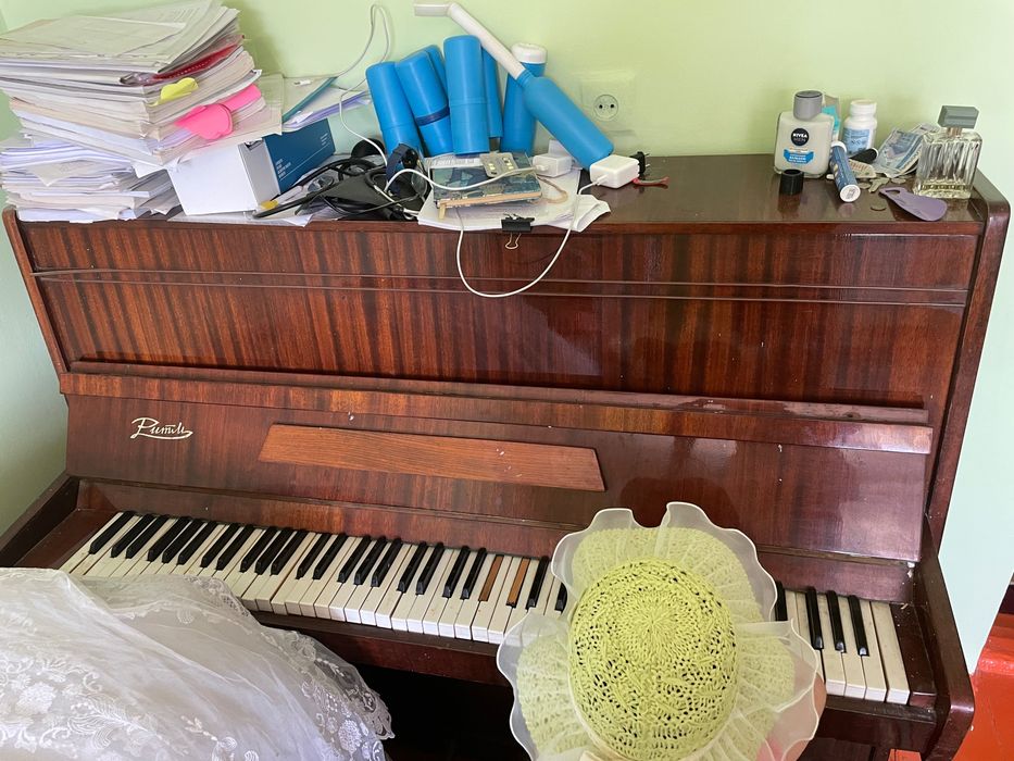Продам фортепиано