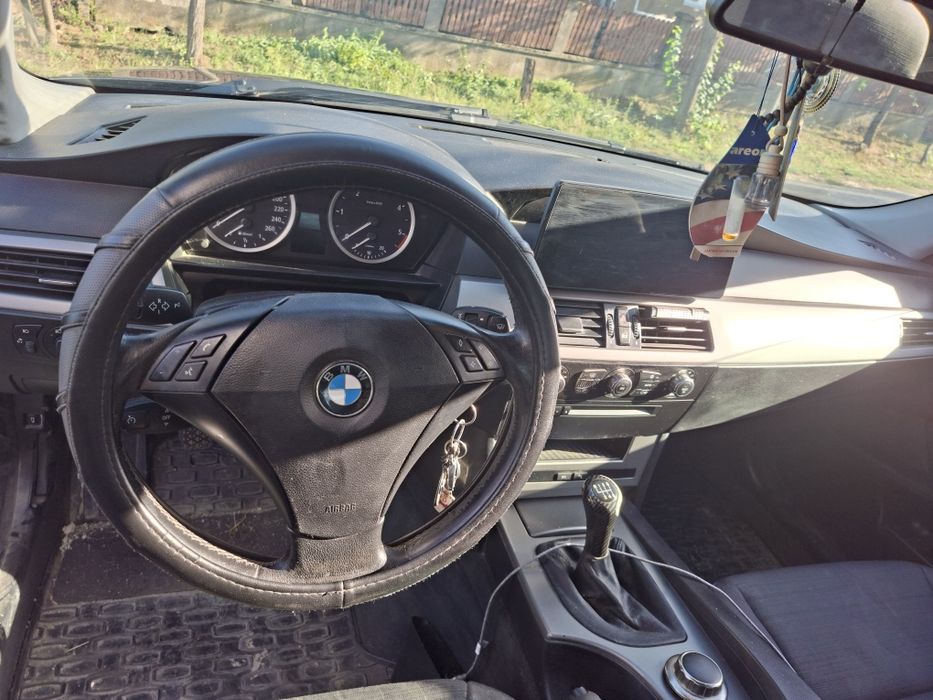 Vând bmw 520d e60