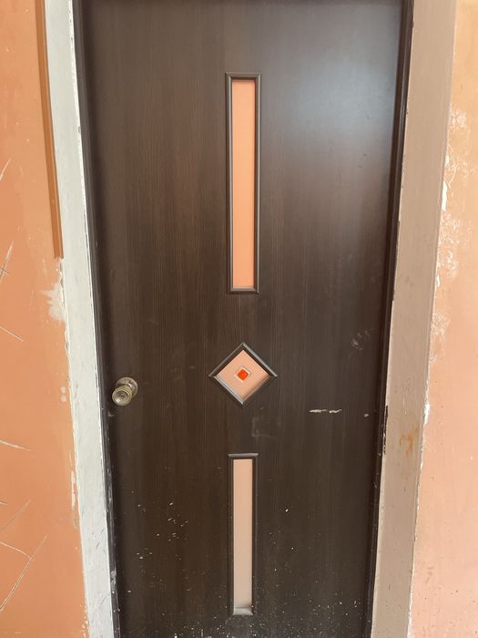 Продам двери черные